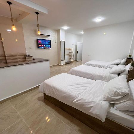 Guest House Karak Luaran gambar